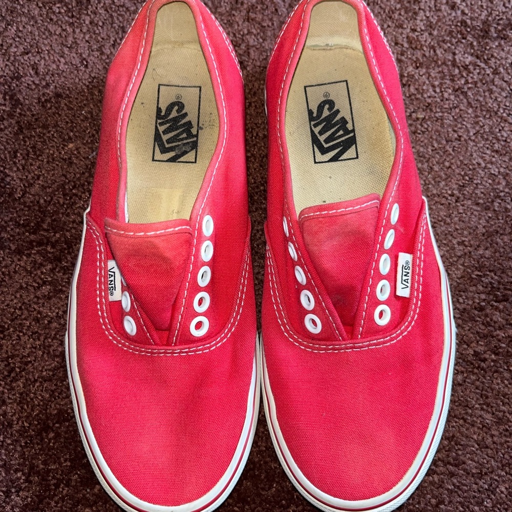 Red low top vans unisex